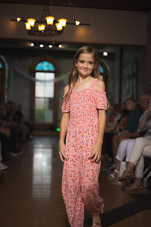 GATOR HATER FASHION SHOW 2021-5480