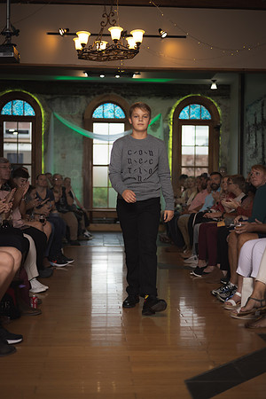 GATOR HATER FASHION SHOW 2021-5470