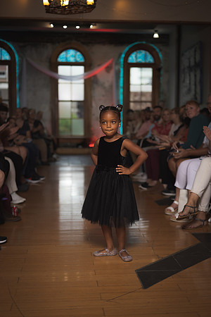 GATOR HATER FASHION SHOW 2021-5452
