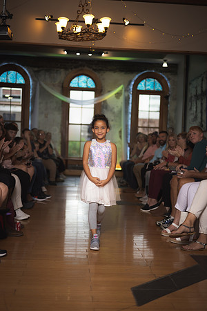 GATOR HATER FASHION SHOW 2021-5496