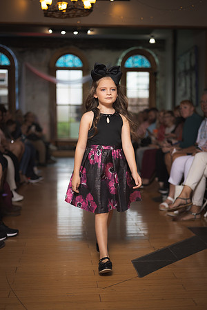 GATOR HATER FASHION SHOW 2021-5327
