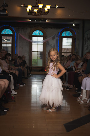 GATOR HATER FASHION SHOW 2021-5432