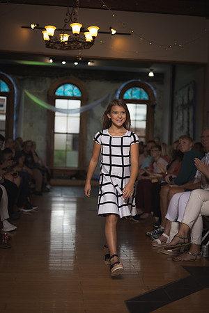GATOR HATER FASHION SHOW 2021-5489
