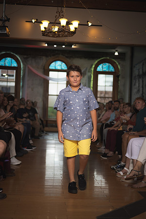 GATOR HATER FASHION SHOW 2021-5607