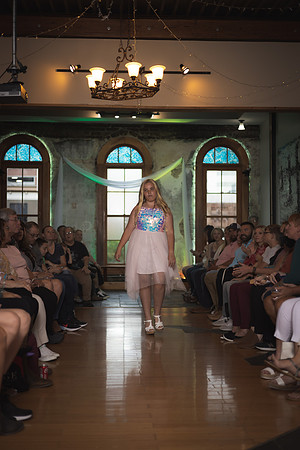 GATOR HATER FASHION SHOW 2021-5460