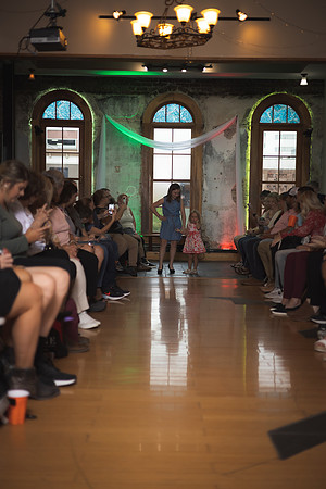GATOR HATER FASHION SHOW 2021-5387
