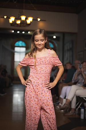 GATOR HATER FASHION SHOW 2021-5482