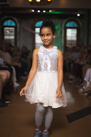 GATOR HATER FASHION SHOW 2021-5504
