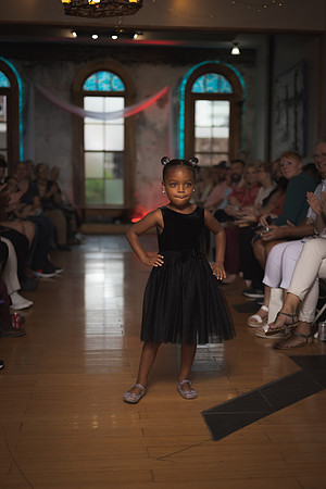 GATOR HATER FASHION SHOW 2021-5453