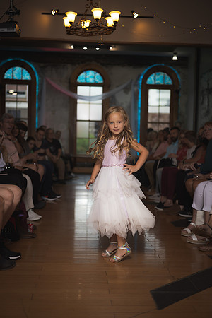 GATOR HATER FASHION SHOW 2021-5429
