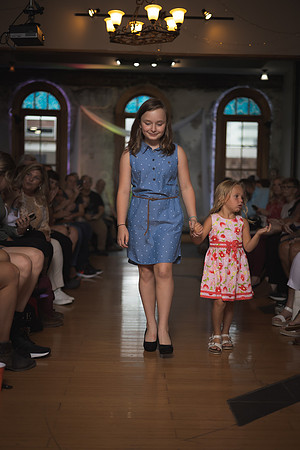 GATOR HATER FASHION SHOW 2021-5393