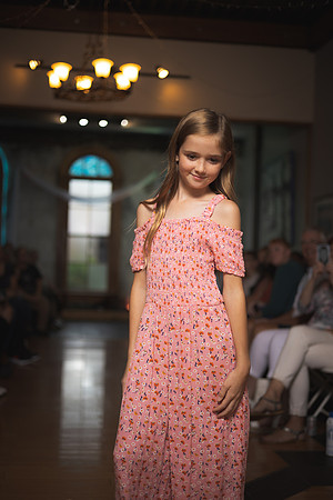 GATOR HATER FASHION SHOW 2021-5484