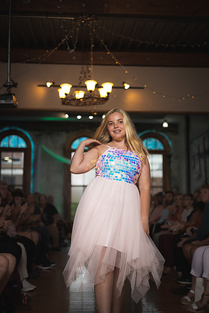 GATOR HATER FASHION SHOW 2021-5464