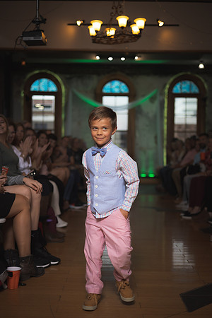 GATOR HATER FASHION SHOW 2021-5352