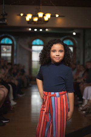 GATOR HATER FASHION SHOW 2021-5413