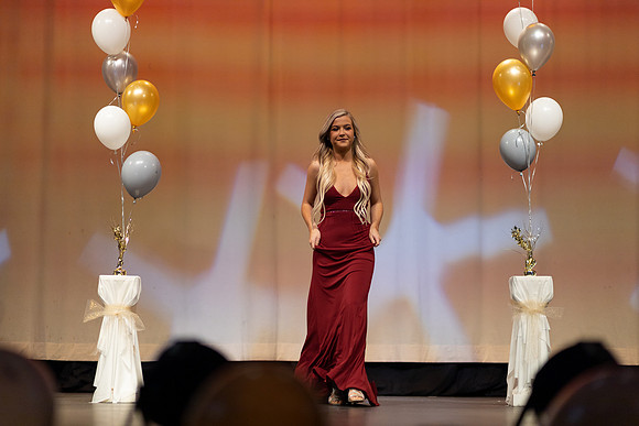 LCHS PROM FASHION SHOW 2020-4829