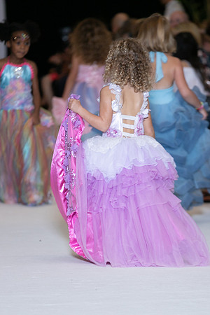Charlotte Fashion Week 2019 Morning show-9251