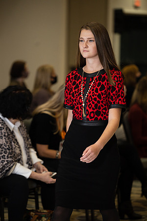 Charlotte Seen Fashion show November 2020-0608