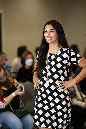 Charlotte Seen Fashion show November 2020-0750
