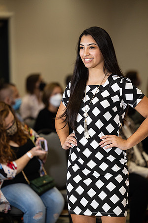 Charlotte Seen Fashion show November 2020-0752