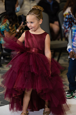 Charlotte Seen Fashion show November 2020-0426