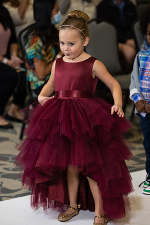 Charlotte Seen Fashion show November 2020-0430