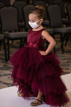 Charlotte Seen Fashion show November 2020-0371