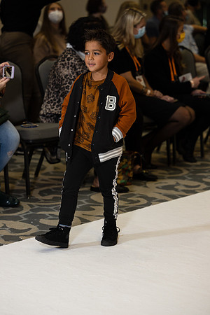 Charlotte Seen Fashion show November 2020-0478