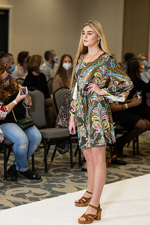 Charlotte Seen Fashion show November 2020-0622