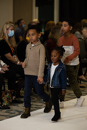 Charlotte Seen Fashion show November 2020-0537