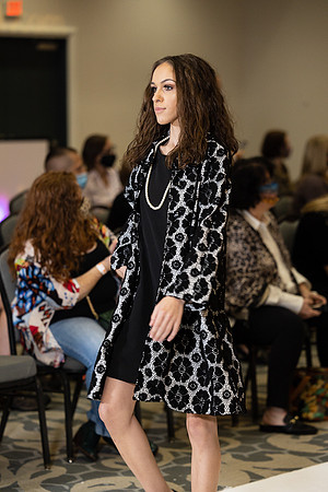 Charlotte Seen Fashion show November 2020-0775