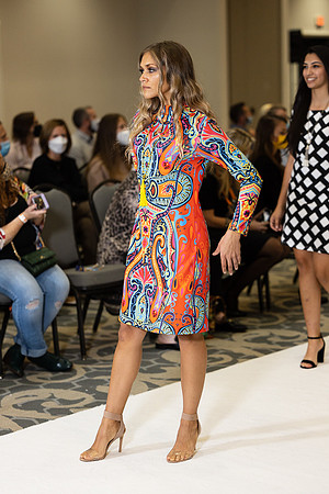 Charlotte Seen Fashion show November 2020-0742