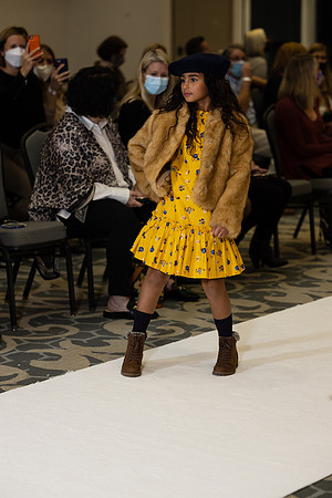 Charlotte Seen Fashion show November 2020-0528