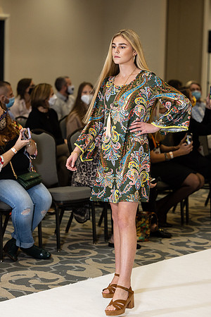 Charlotte Seen Fashion show November 2020-0620