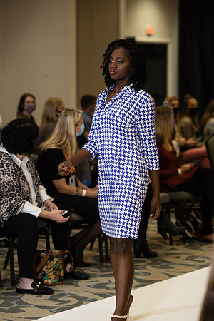 Charlotte Seen Fashion show November 2020-0626