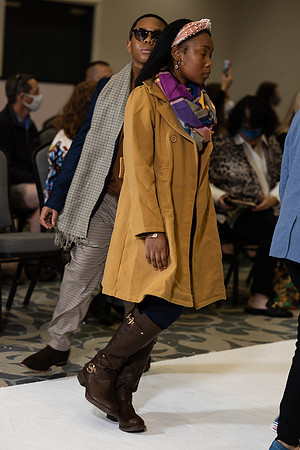 Charlotte Seen Fashion show November 2020-0603