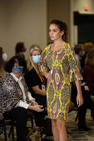 Charlotte Seen Fashion show November 2020-0640