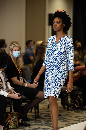 Charlotte Seen Fashion show November 2020-0650