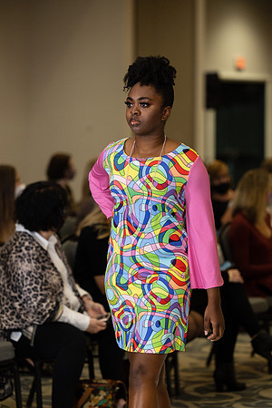 Charlotte Seen Fashion show November 2020-0714