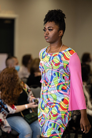 Charlotte Seen Fashion show November 2020-0717