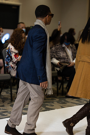 Charlotte Seen Fashion show November 2020-0605