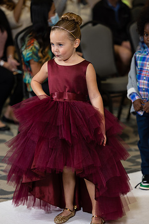 Charlotte Seen Fashion show November 2020-0428