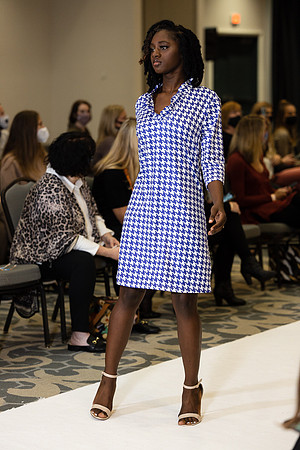 Charlotte Seen Fashion show November 2020-0629