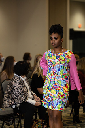 Charlotte Seen Fashion show November 2020-0710