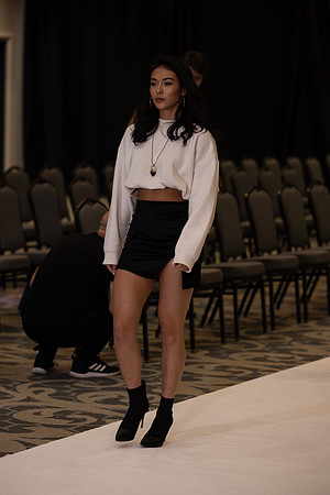 Charlotte Seen Fashion show November 2020-0379