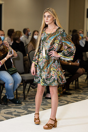 Charlotte Seen Fashion show November 2020-0624