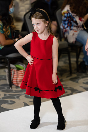 Charlotte Seen Fashion show November 2020-0445
