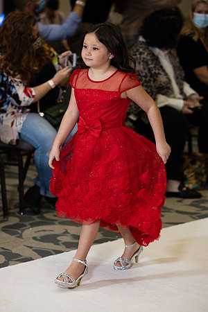 Charlotte Seen Fashion show November 2020-0468