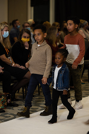 Charlotte Seen Fashion show November 2020-0536