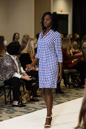 Charlotte Seen Fashion show November 2020-0627